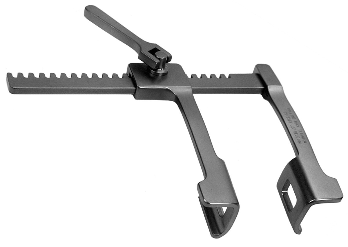 Finochietto Titanium Sternal Retractor | CVT | Surgical Instruments ...